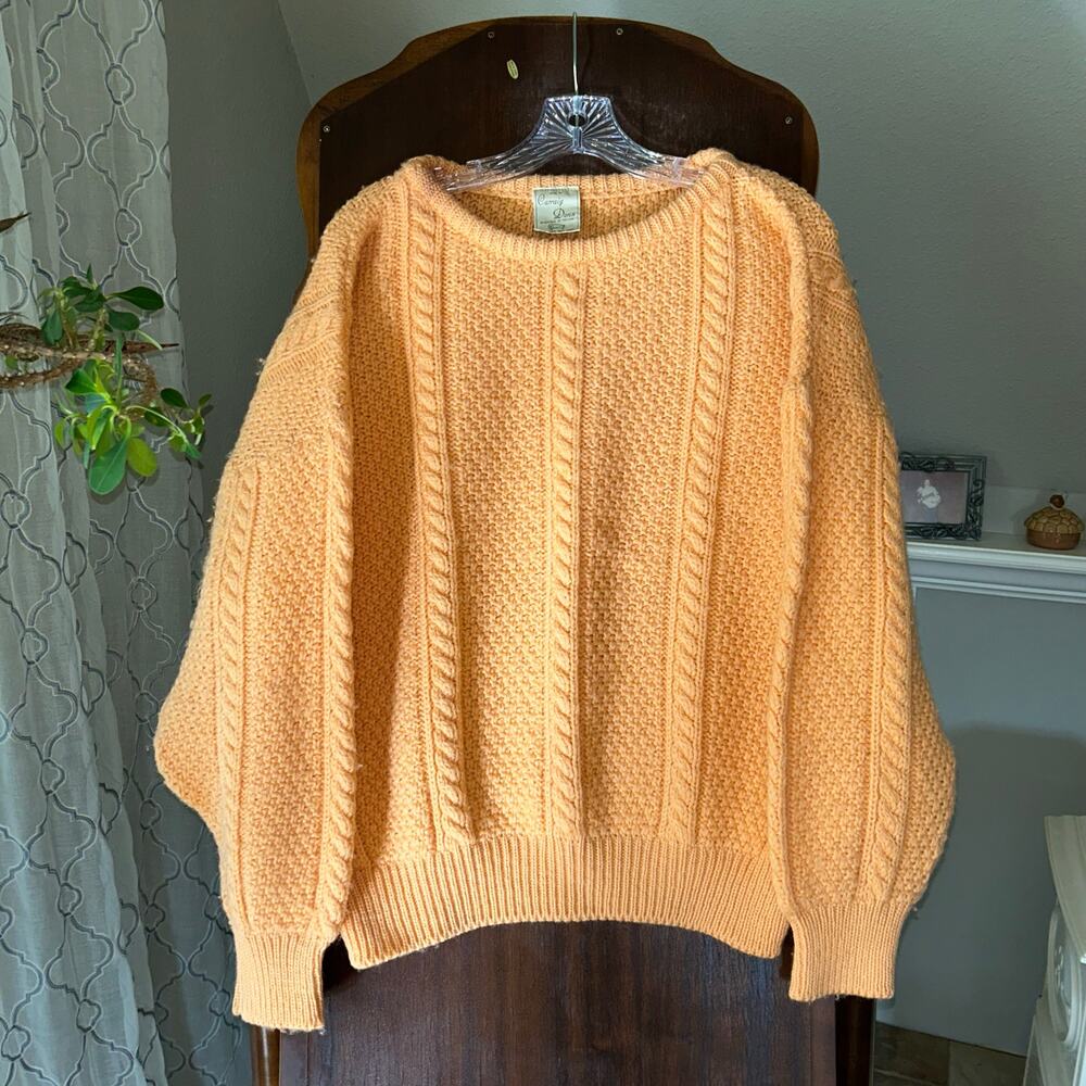 Vintage Carraig Donn sweater wool Ireland cable knit size large peach oversized